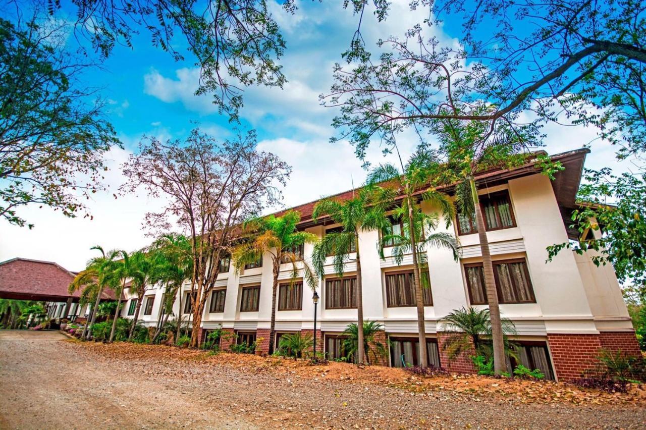 Tak Andaman Resort & Hotel Εξωτερικό φωτογραφία